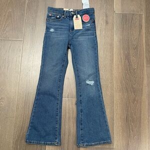 Girls Levi’s 726 Flare high rise jeans. NWT. Size 8